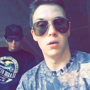 Meet your Posher, Ethan